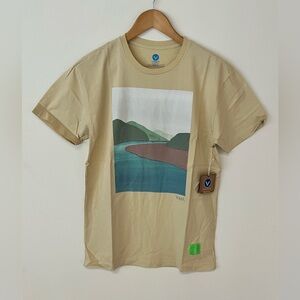 NWT VAST Men’s Medium Short Sleeve Tee Shirt Scenic Graphic Tan